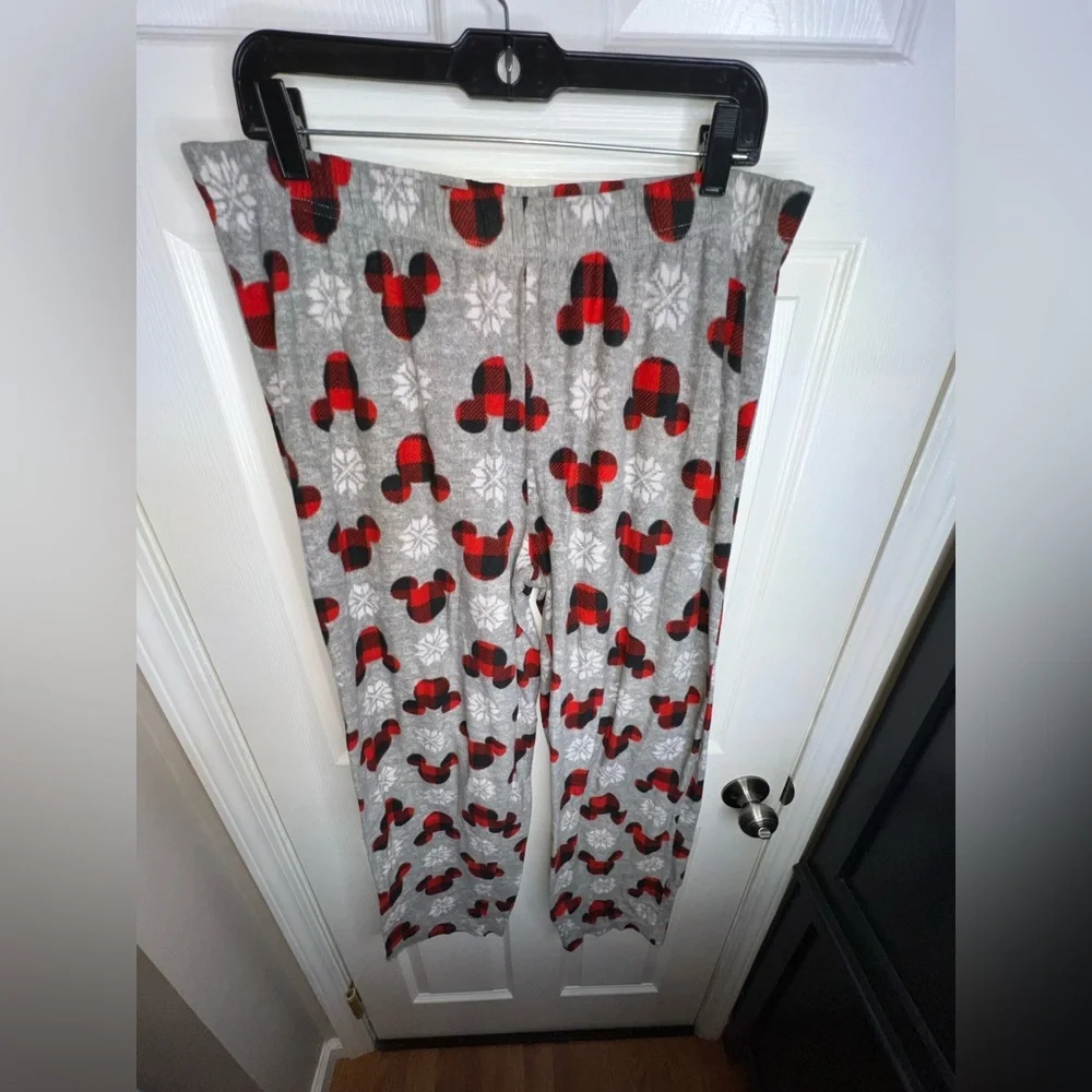 Disney Women’s XXL Mickey Mouse Gray Fleece Lounge Pants Holiday Snowflake 2XL - Picture 3 of 13